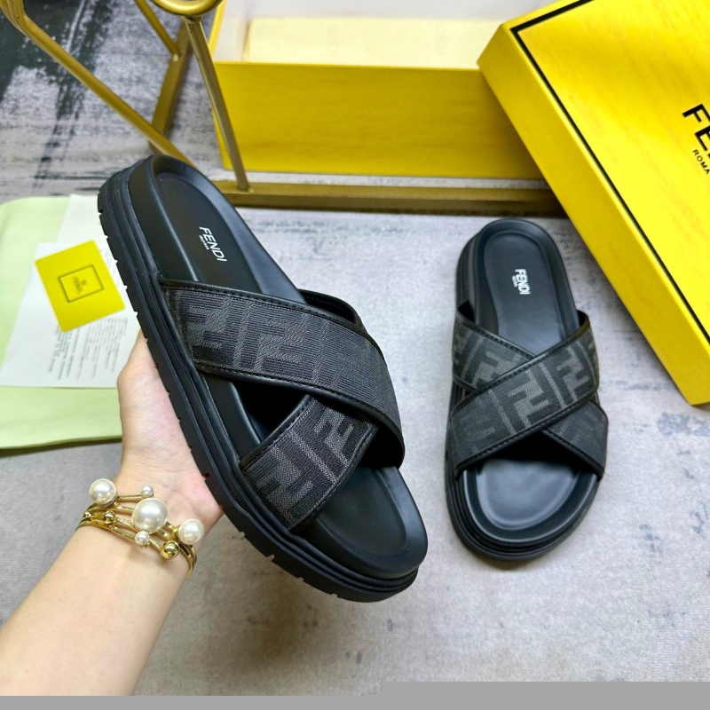 F**di slippers